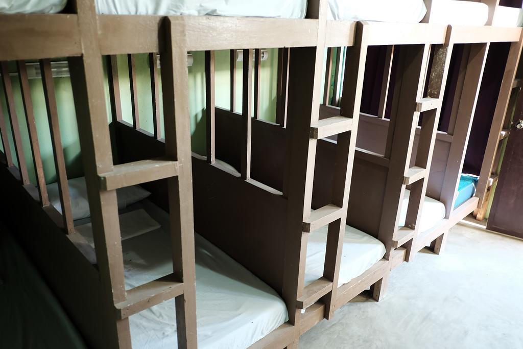 Malapascua Budget Inn Mbi Dive Center Екстериор снимка
